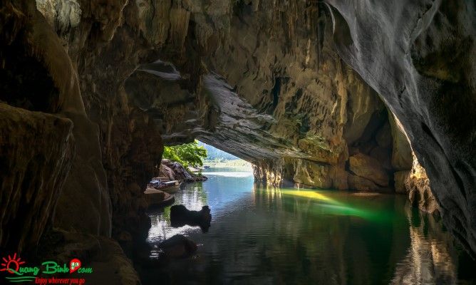 Tour du lịch Quảng Bình, động Phong Nha cave