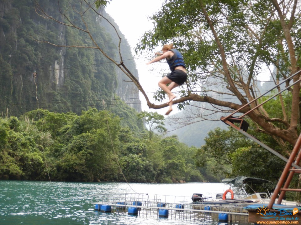 Adventure jumping on the Chay river tourist area