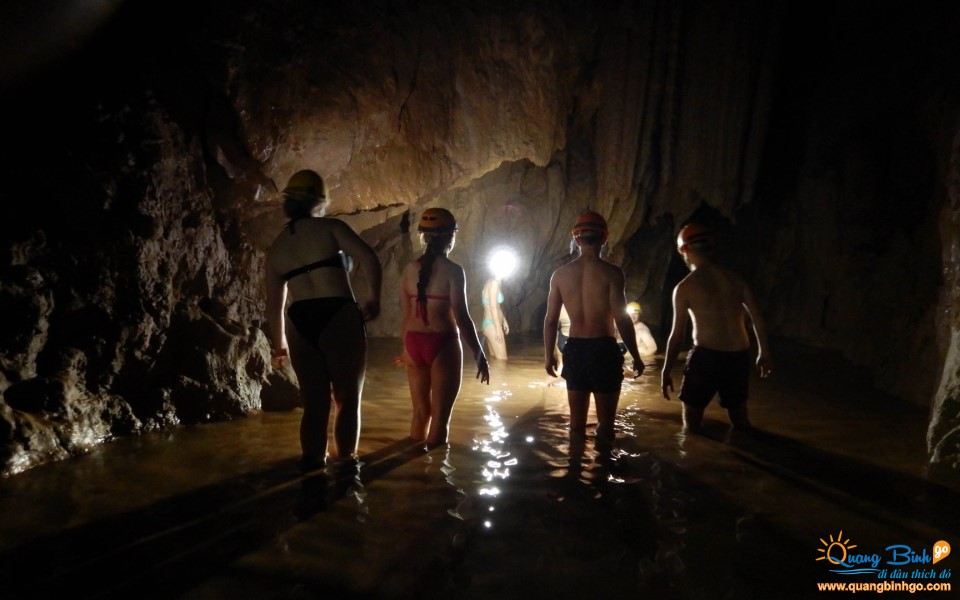 Mud bath in the Dark cave