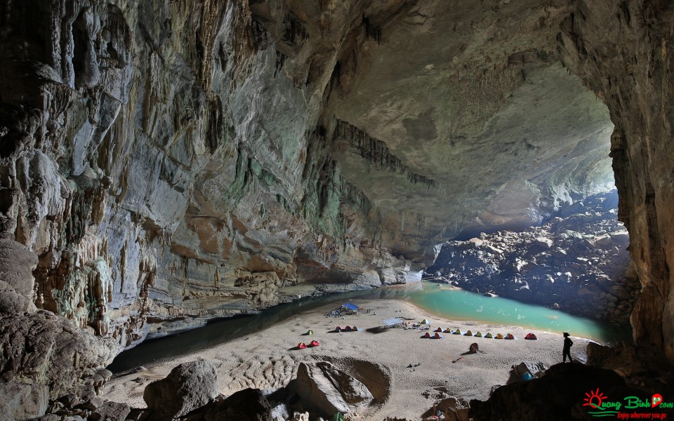 Hang En cave tour Phong Nha Ke Bang