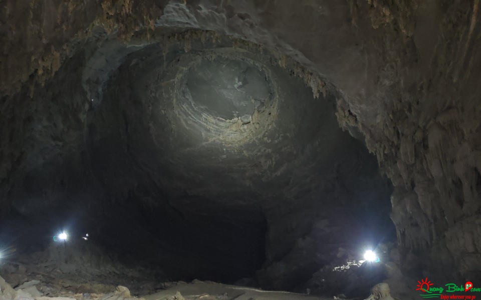 Quảng Bình tour Tulan cave explore travel